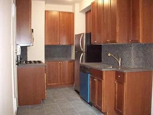 Rented by Douglas Elliman | media 18