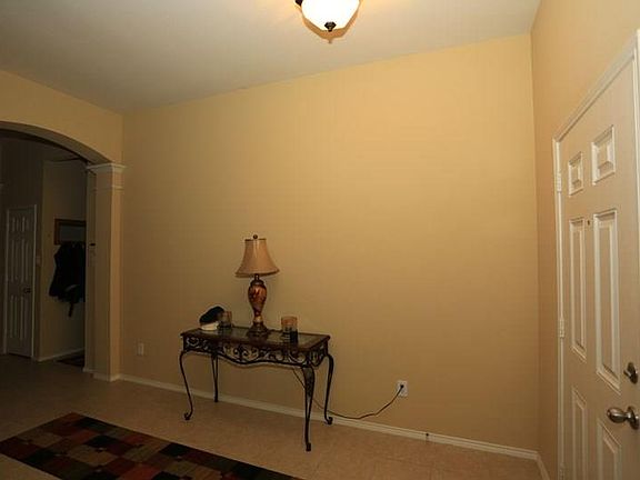 5th image of 2772 Indian Oak Dr