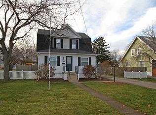 169 Hannum Ave, Rossford, OH 43460