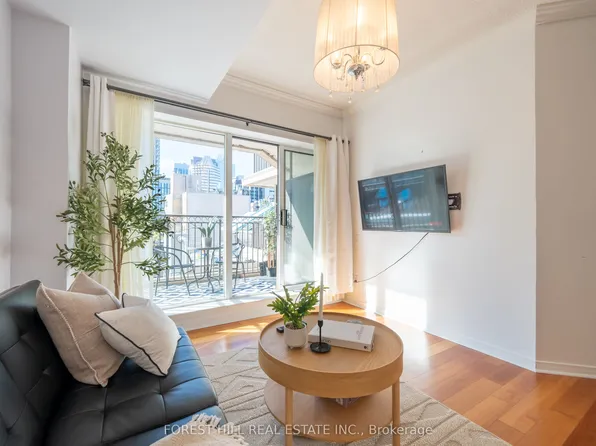 115 Richmond St E Unit 701, Toronto, ON M5C 3H6