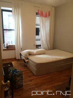 Rented by Point NYC | media 34