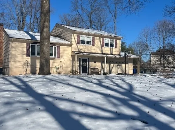 9 Walnut Terrace, East Hanover Twp., NJ 07936