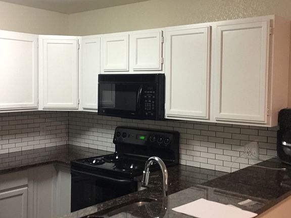 2nd image of 3015 Bomar Ave