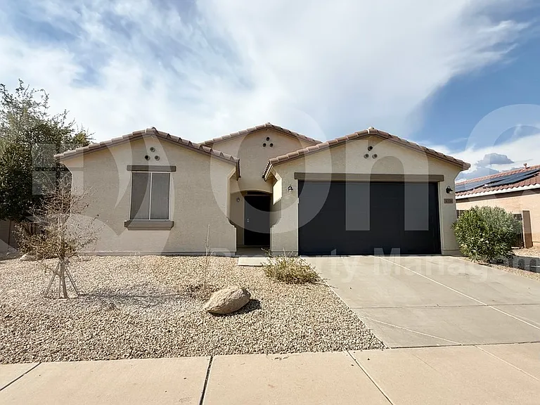 17374 W Fetlock Trl — Photo 1