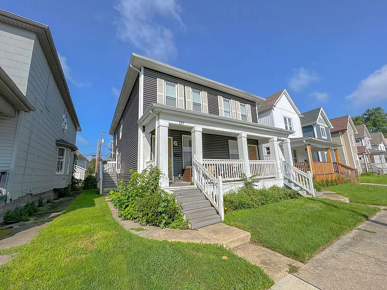 137.5 Avondale Ave — Photo 14