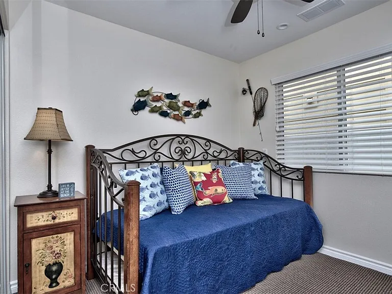 1509 E Balboa Blvd #A — Photo 22