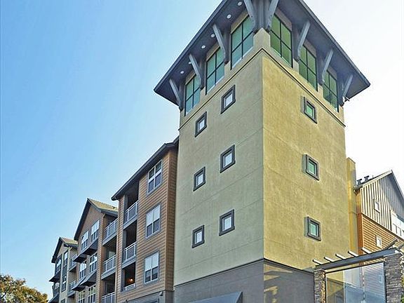 2nd image of 333 Main St APT 423