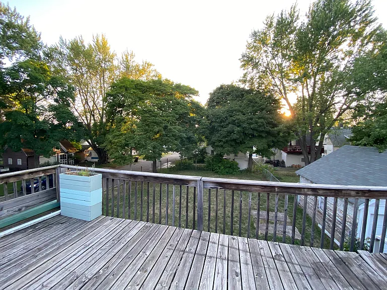 1201 N Jenison Ave — Photo 12