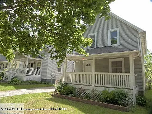 308 Lathrop St photo 1