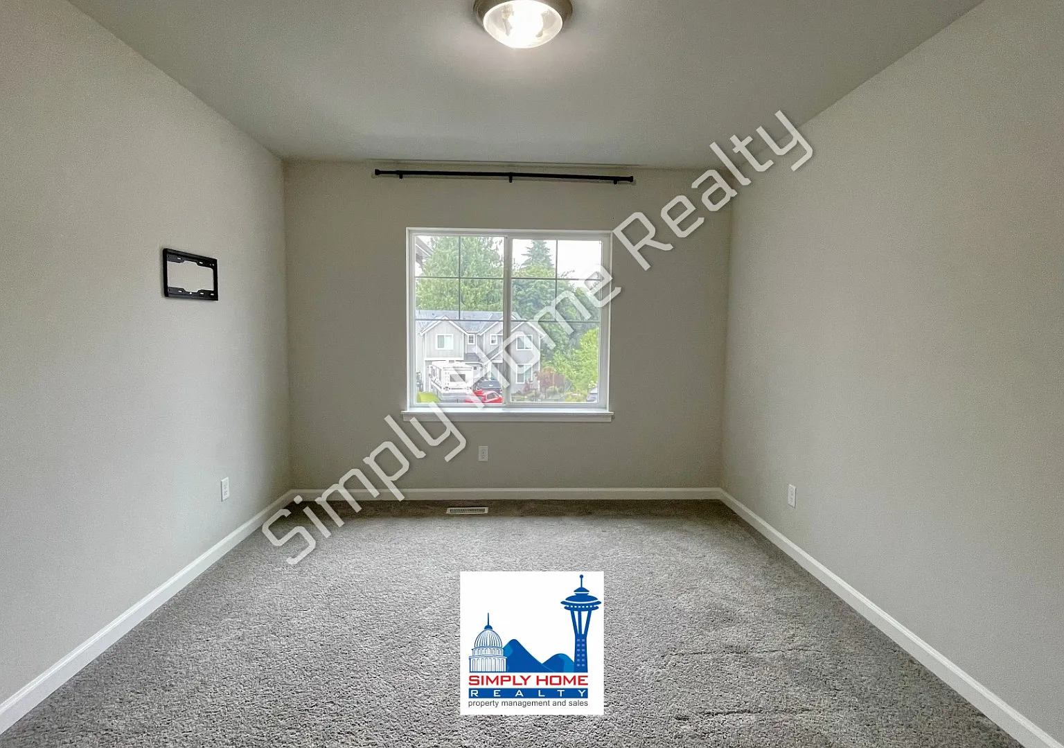 Step Inside to this Home with Spacious & Flexible Living! — Photo 4