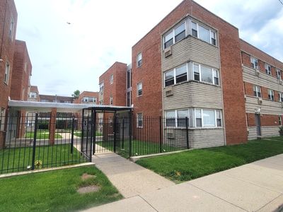 2409 W Balmoral Ave APT 3A, Chicago, IL, 60625