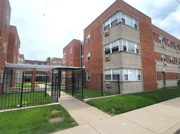 2409 W Balmoral Ave APT 3A, Chicago, IL 60625