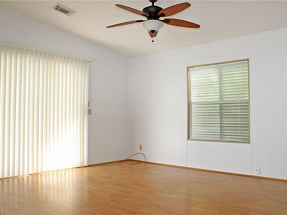 3rd image of 197 Oceans Blvd #197