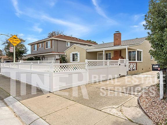 5th image of 2044 20th Ave Unit A