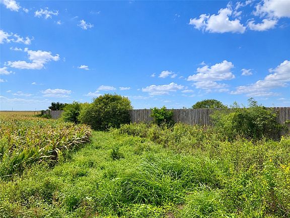 4th image of S County Road 1140