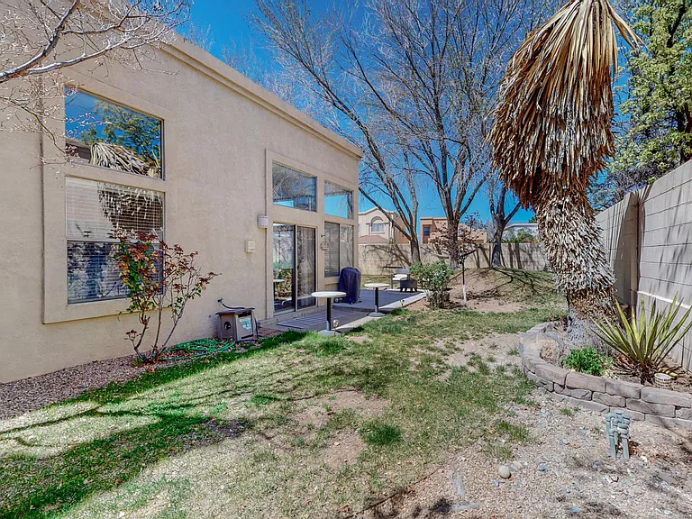 6216 Academy Ridge Dr NE — Photo 45