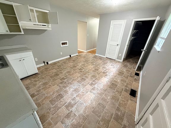2nd image of 1838 Balfour Dr #Z4