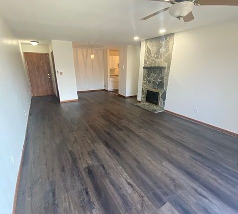 5th image of 6011 W Port Ave