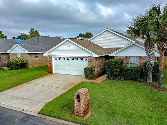 4th image of 135 Windrift Dr