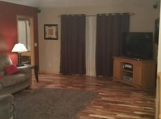 103 E Riverview Dr, Blair, NE 68008