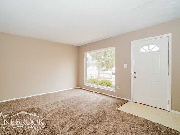 4th image of 5080 Gunston Dr