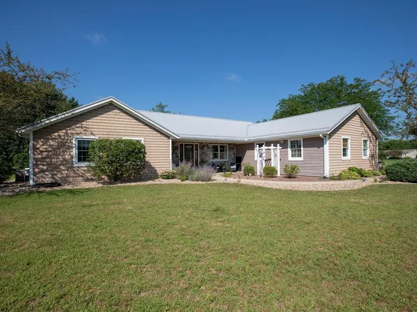 1500 Cardinal Cir, Rochester, IN 46975