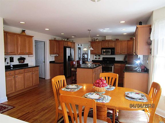 3rd image of 7 Manor Pl