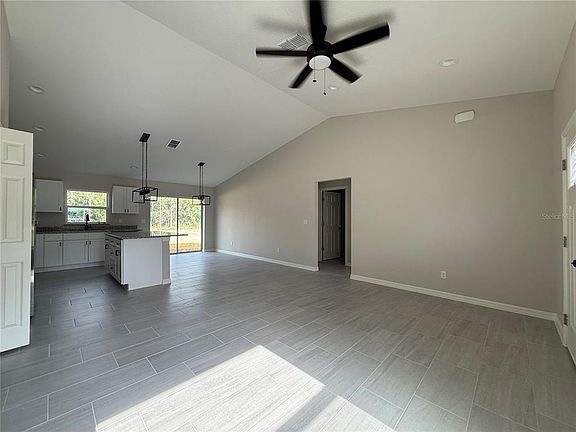 4th image of 4429 SW FLORAL COURT
