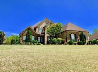 62 Grand Haven Dr, Jackson, TN 38305