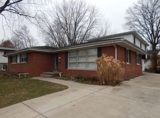 1917 Barberry Dr, Springfield, IL 62704