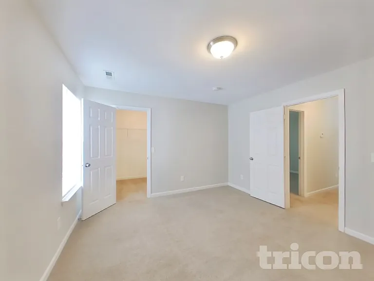 1689 Eagle Trace Dr — Photo 13