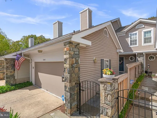 20421 Remsbury Pl, Gaithersburg, MD 20886