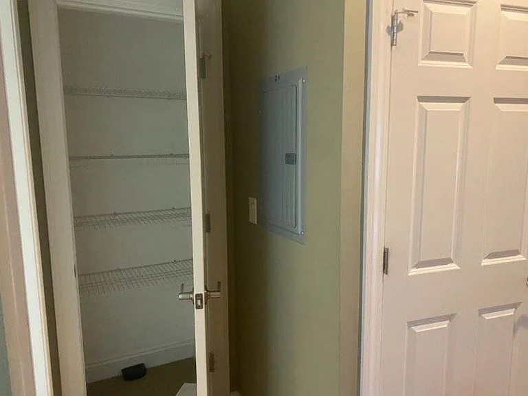 4-6 Sheridan Ave #2A — Photo 11
