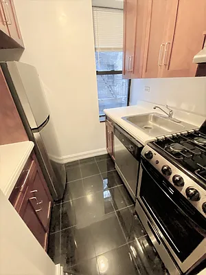 Rented by Douglas Elliman | media 13