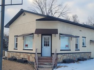 631 E High St, Eldon, MO 65026