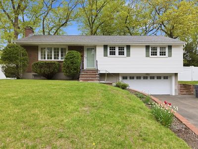 133 Pacella Dr, Dedham, MA, 02026