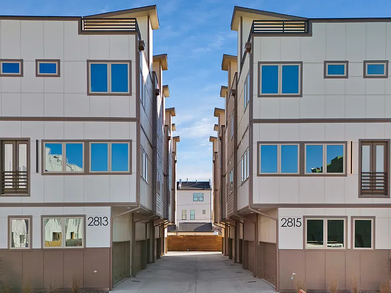 2815 Weisenberger St #201 — Photo 30
