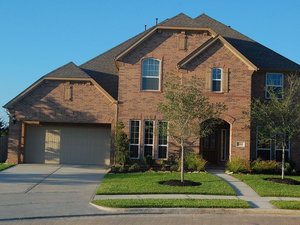 1st image of 11901 Cedar Creek Dr