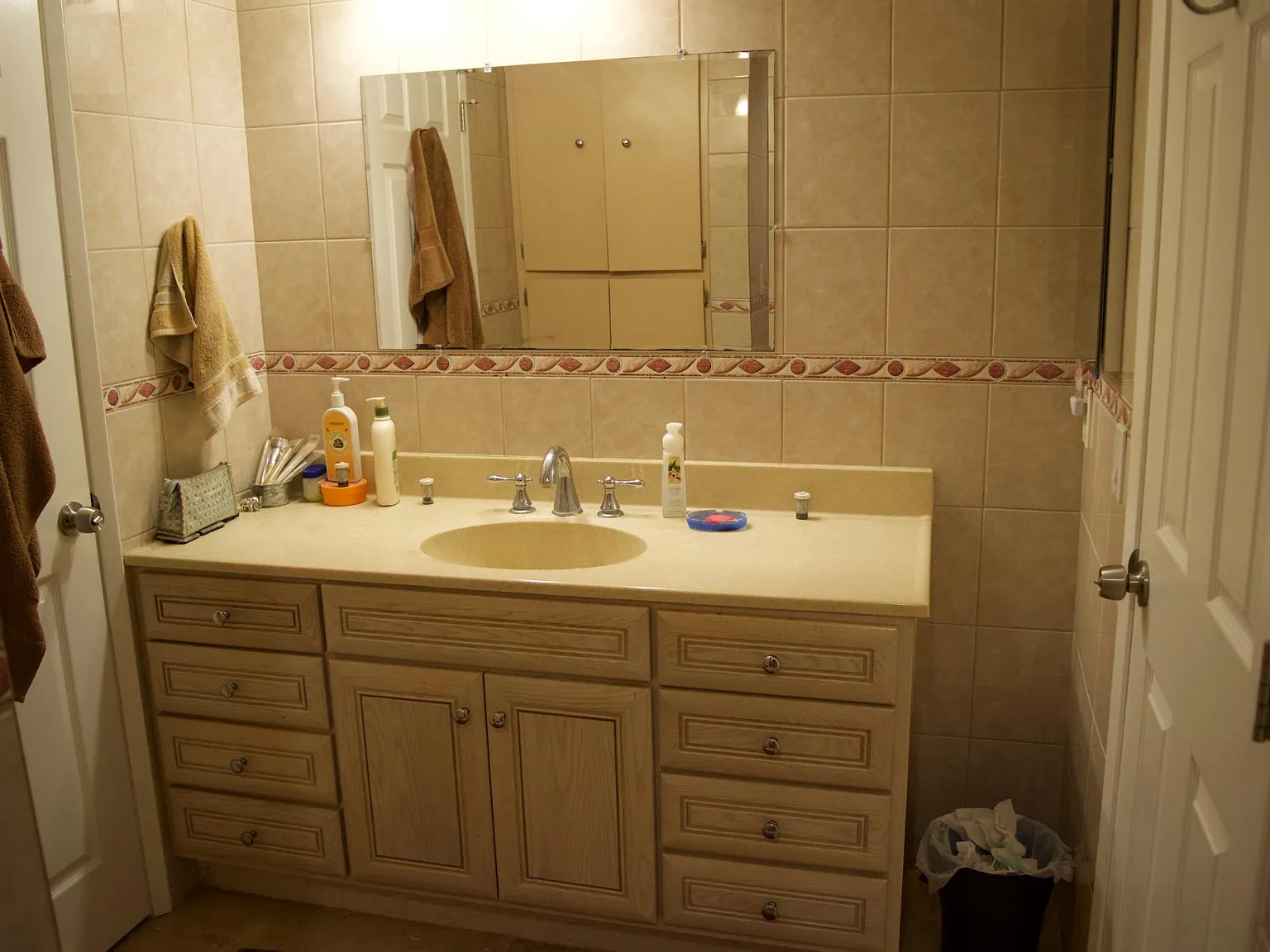 2 bed, 889 sqft, $2,595 — Photo 4