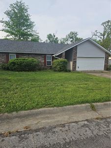2705 W Magnolia St, Rogers, AR, 72758