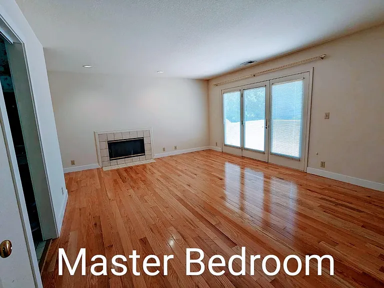 10320 Tula Ln — Photo 10