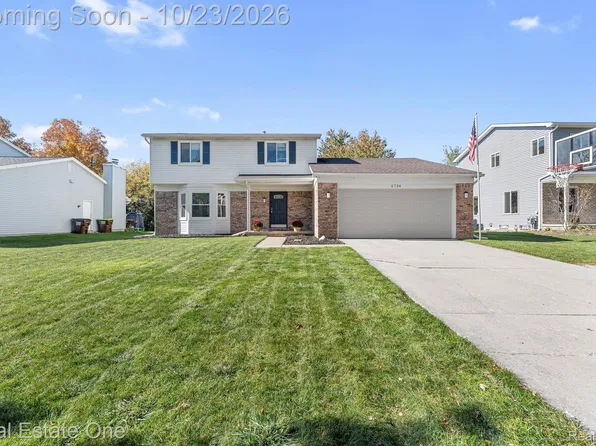 6734 Robison Ln, Saline, MI 48176