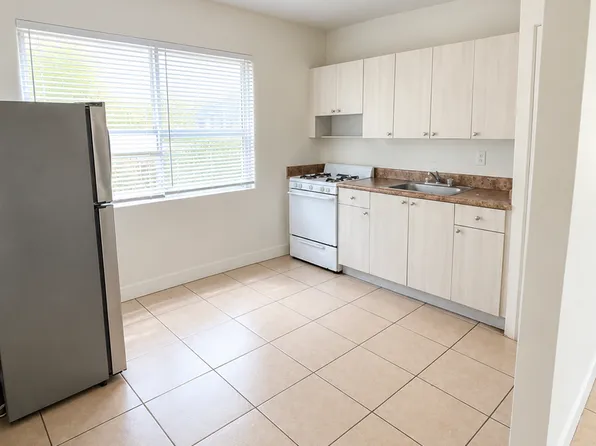 Casa Blanca Multi Holdings LLC, 1629 SW 4th St APT 5, Miami, FL 33135
