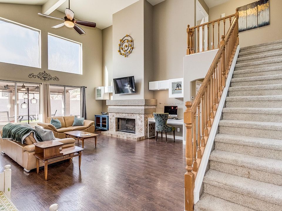 1st image of 2713 E Windmere Dr