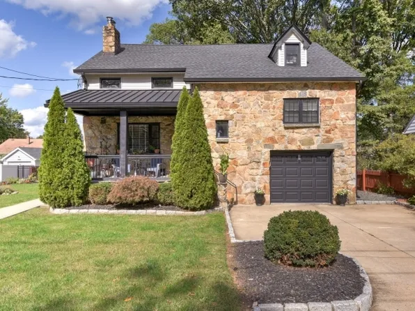 12 Hickory St, Cranford Twp., NJ 07016