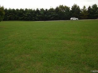 104 Lake Crest Point, Jacksonville, IL 62650