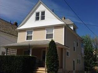 1518 Rosewood Ave, Lakewood, OH