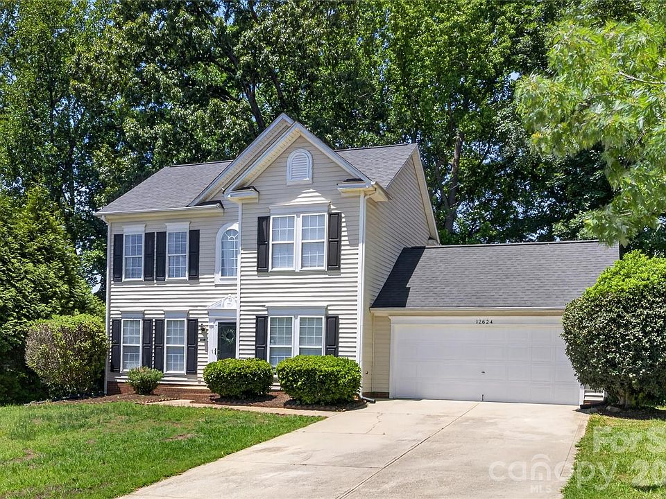 1st image of 12624 Cardinal Woods Dr