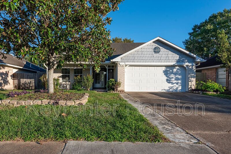 1st image of 15914 Barbarossa Dr