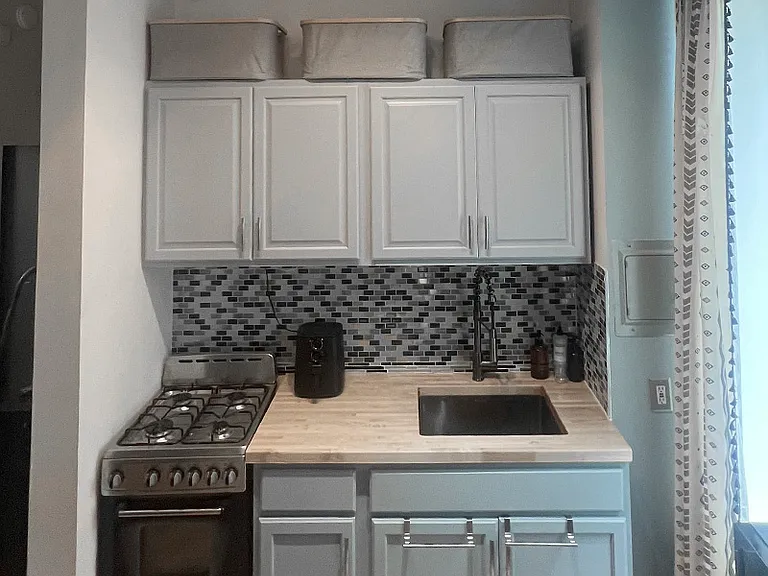 14 Christopher St #2 — Photo 2